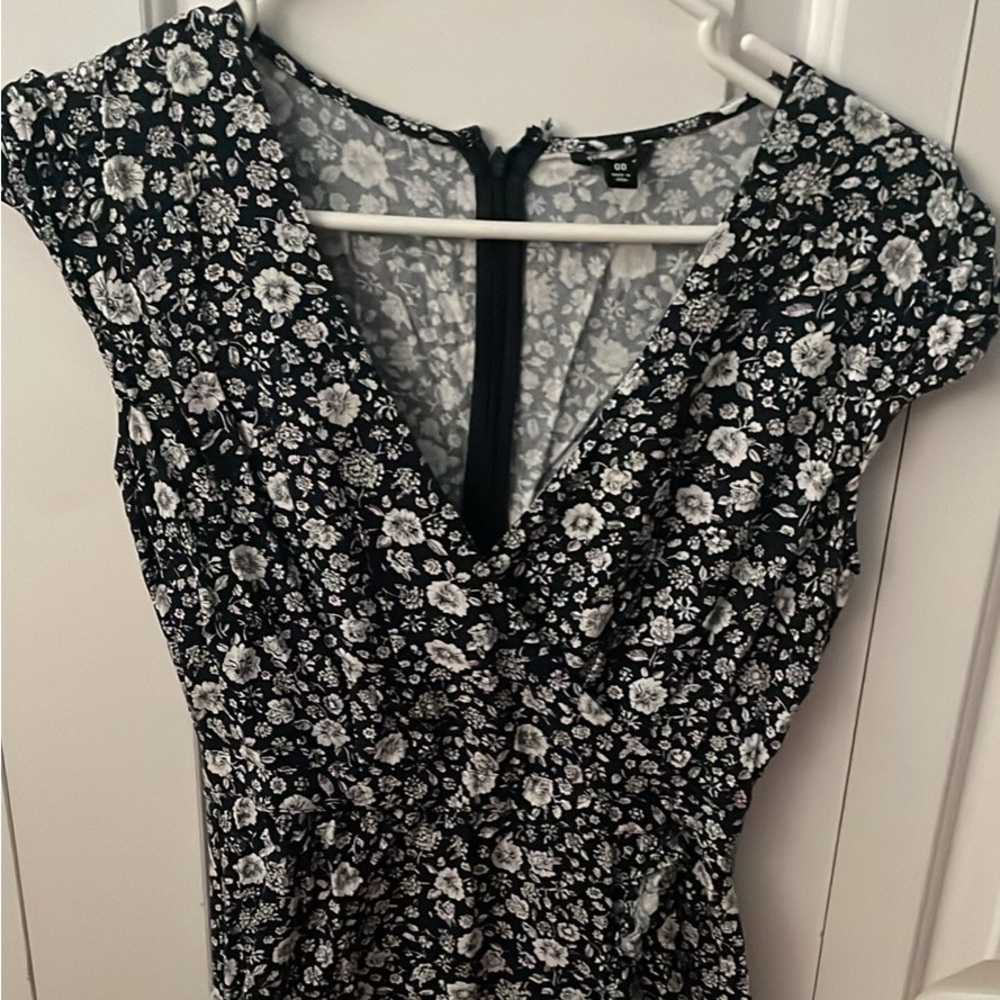woman’s J.Crew Mercantile navy blue short wrap ruffle Mini dress size 00